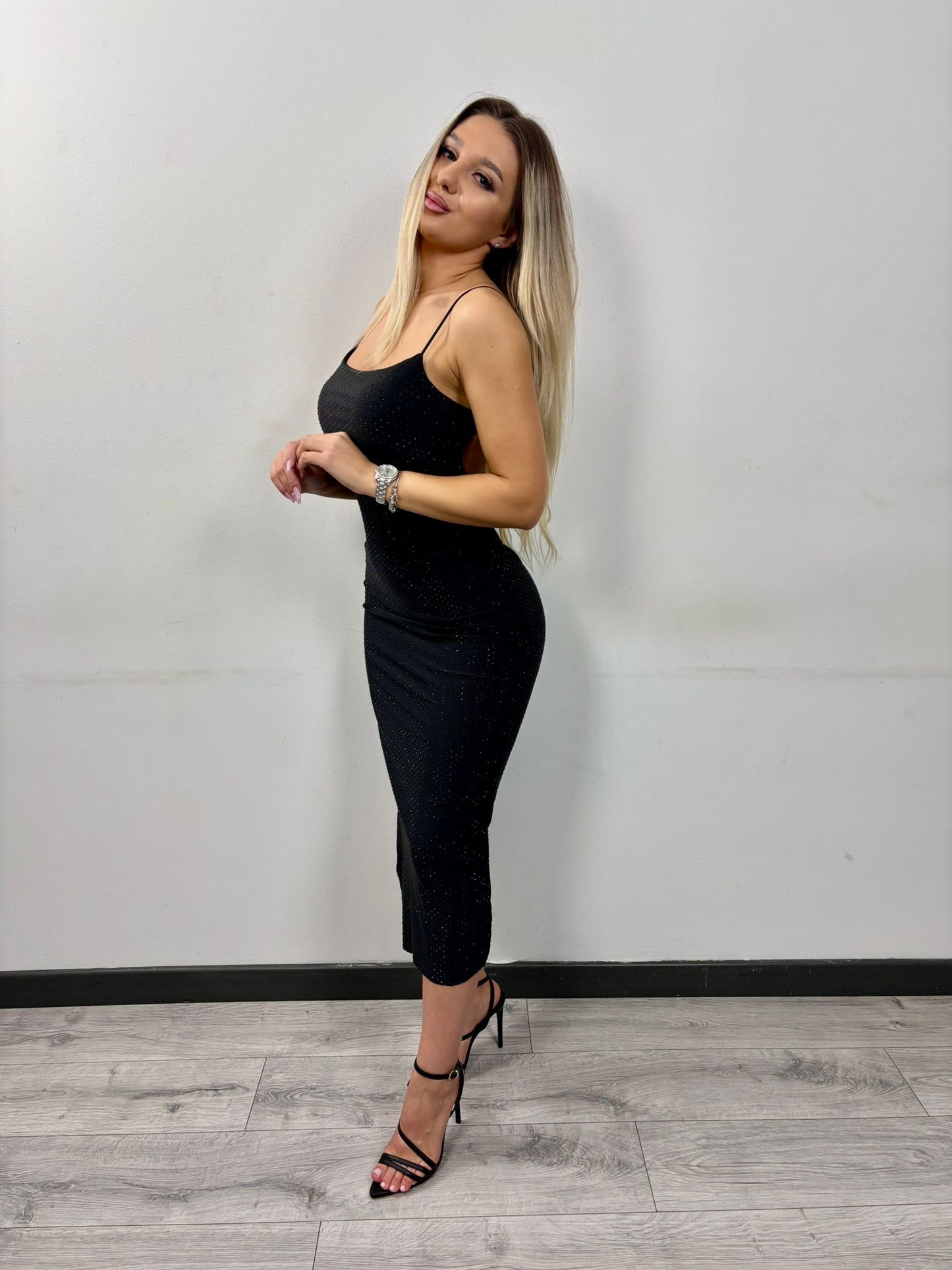 Rochie eleganta cu pietre